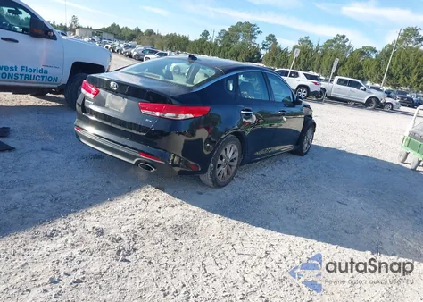 2016 Kia Optima Ex z USA, uszkodzony, nr VIN 5XXGU4L33GG078796